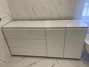 180227c4-02bf-4329-93d9-bdce167cba89