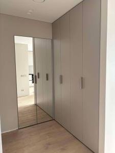 34ef901c-b77f-435f-a206-6300351819b3